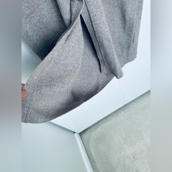 House of CB Yvette long sleeves button up sweater midi dress beige - Picture 12 of 17